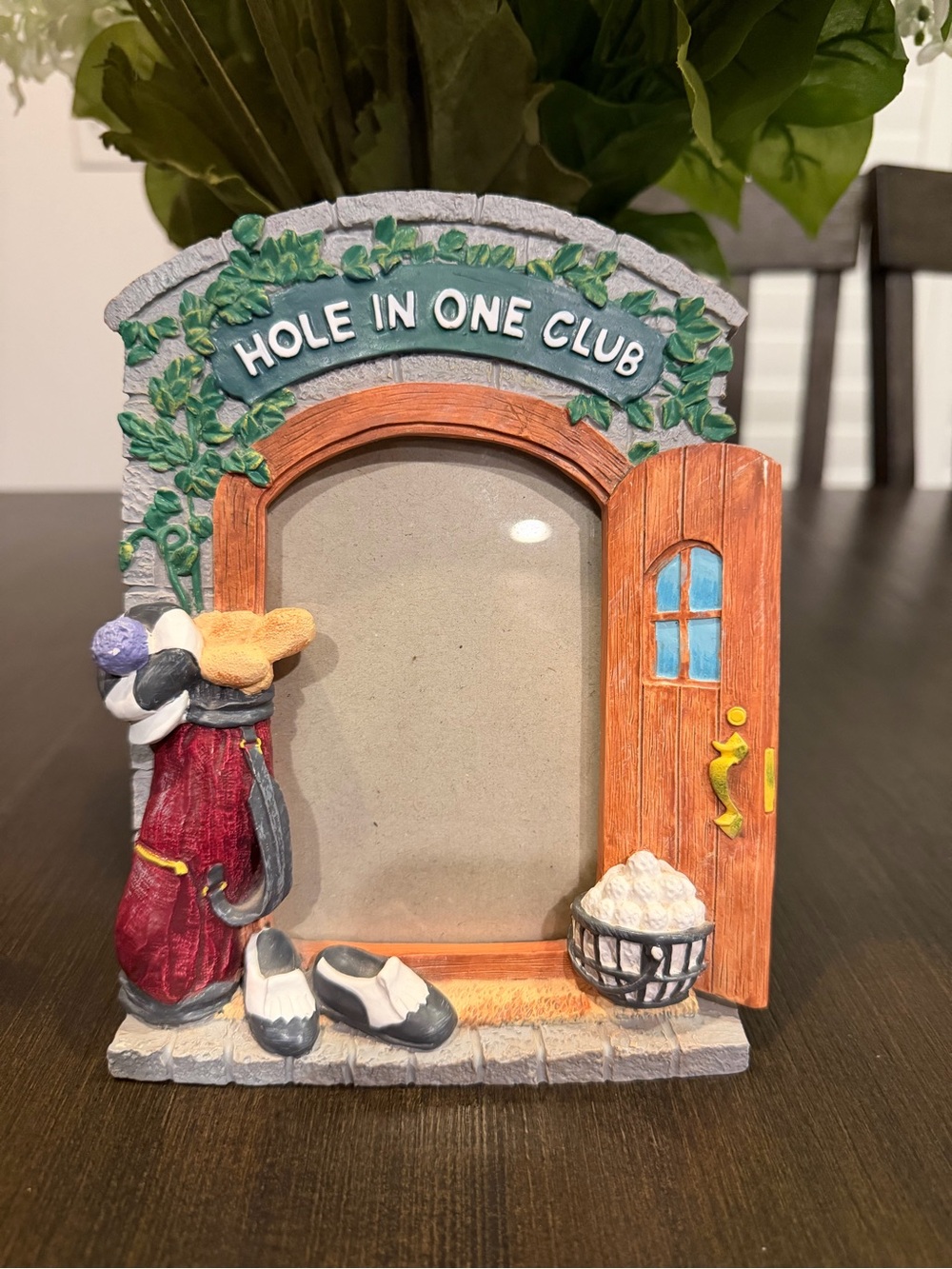 Vintage 1993 Malden Golf 3D Resin Picture Frame - Hole In One Club 3.5x5